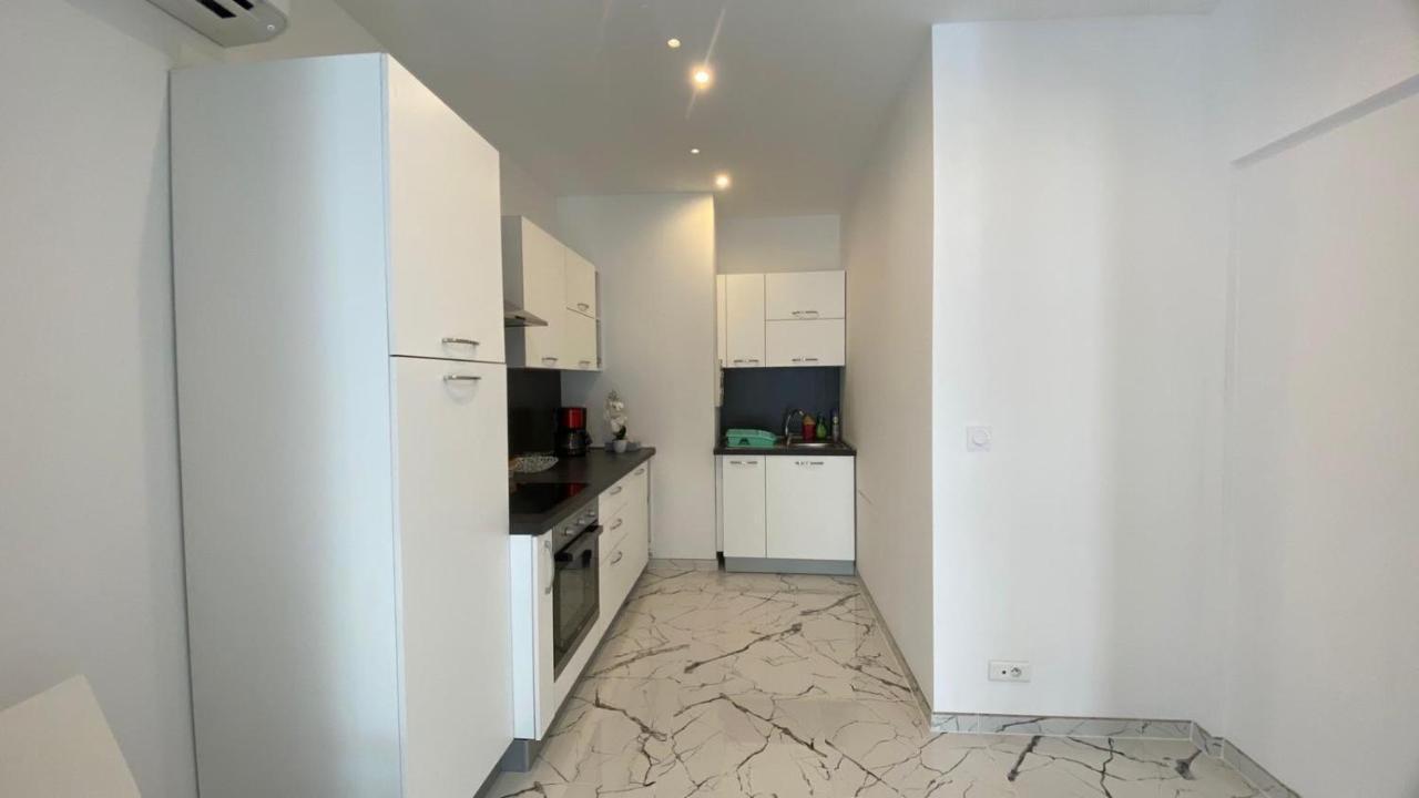 Imperia 2 Apartment Nice Exterior photo
